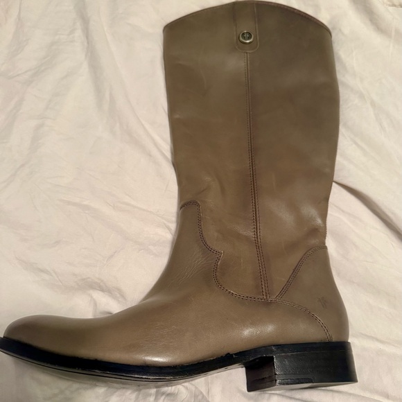 NWT Frye Marissa Inside Zip Boots - Olive Green - Size 8 - Rare Color Western - Picture 4 of 15
